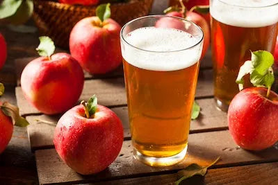 Apfelwein (Suure Moscht), Apfelsaft, Cider - Chuchichäschtli - Feines aus der Schweiz